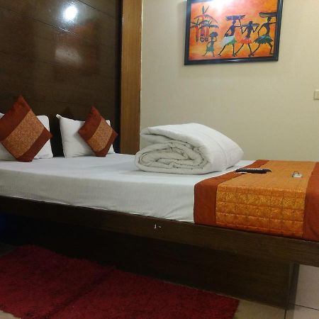 Hotel Sun Village Near New Delhi Railway Station מראה חיצוני תמונה